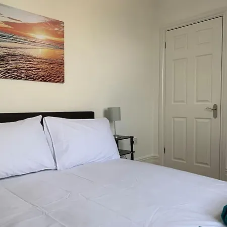 アパート 2 Double Bedroom Flat, Location *